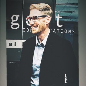 Meet your Posher, Indrit